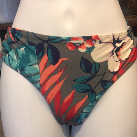 Hollister Women’s Swimsuit Bikini Sz Med 2 piece - Picture 3 of 6